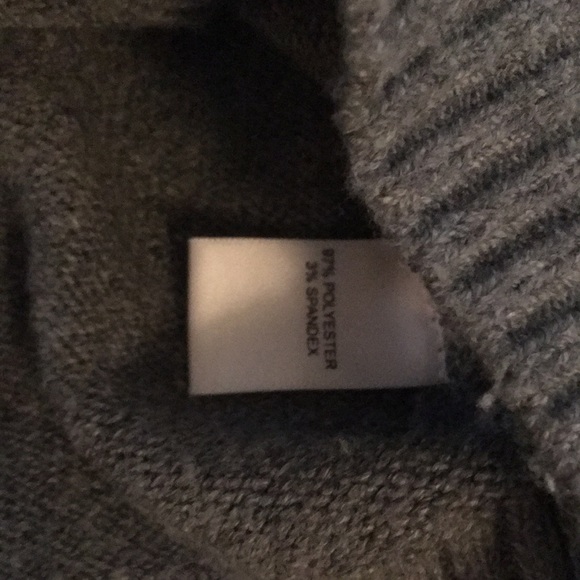 House of Harlow sweater NWT - Picture 8 of 8